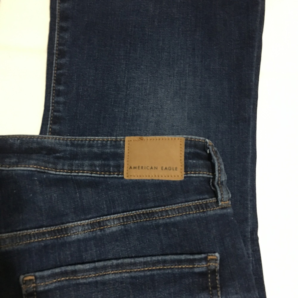American Eagle Super High-Rise Flare Jeans 8 Short Dark Wash Next Level Stretch - Picture 7 of 11